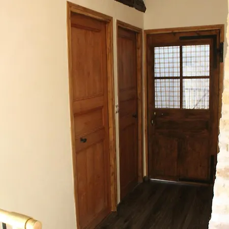 La Porta Roja Prázdninový dům Saint-Maurice (Puy-de-Dome)